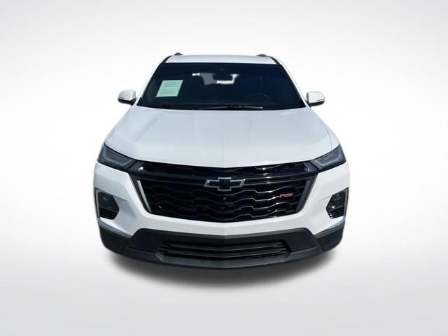Used 2022 Chevrolet Traverse RS FWD image 2