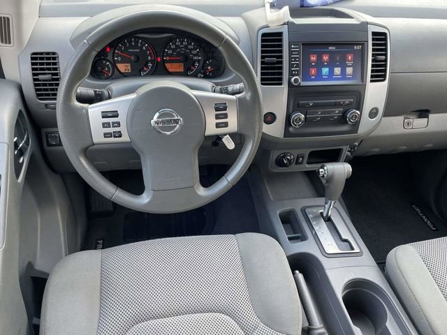 Used 2019 Nissan Frontier SV image 10