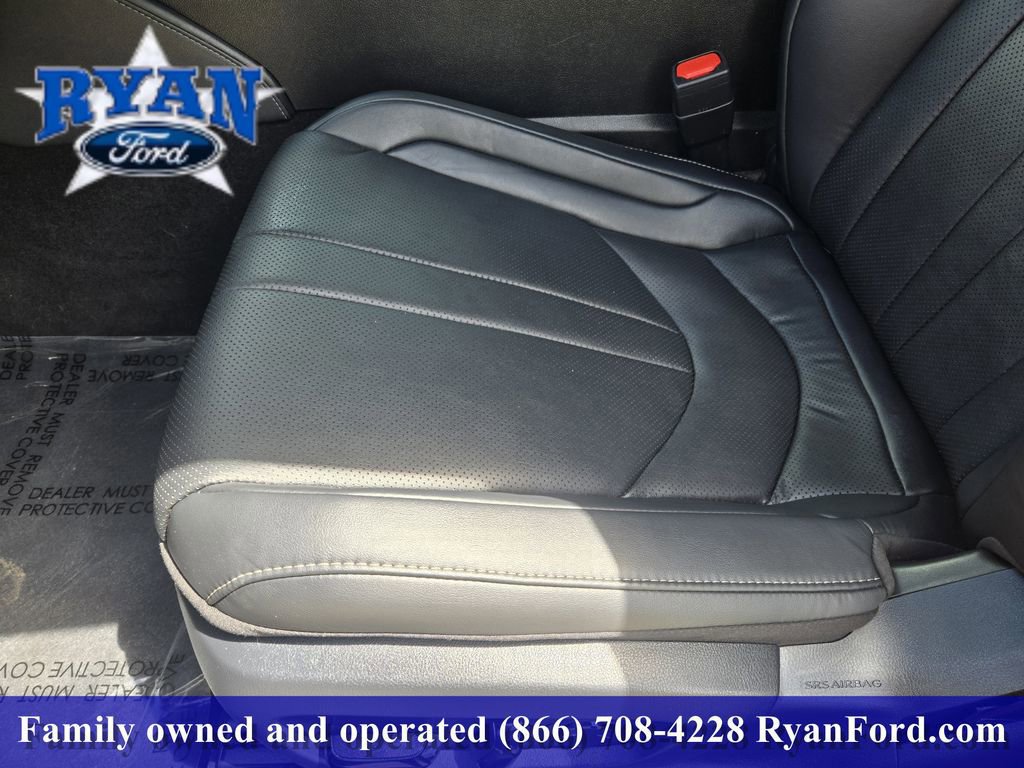 Used 2023 Lexus ES 300h F Sport w/ Accessory Package (Z2) FWD image 17