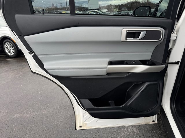 Certified 2023 Ford Explorer XLT w/ Equipment Group 202A image 27