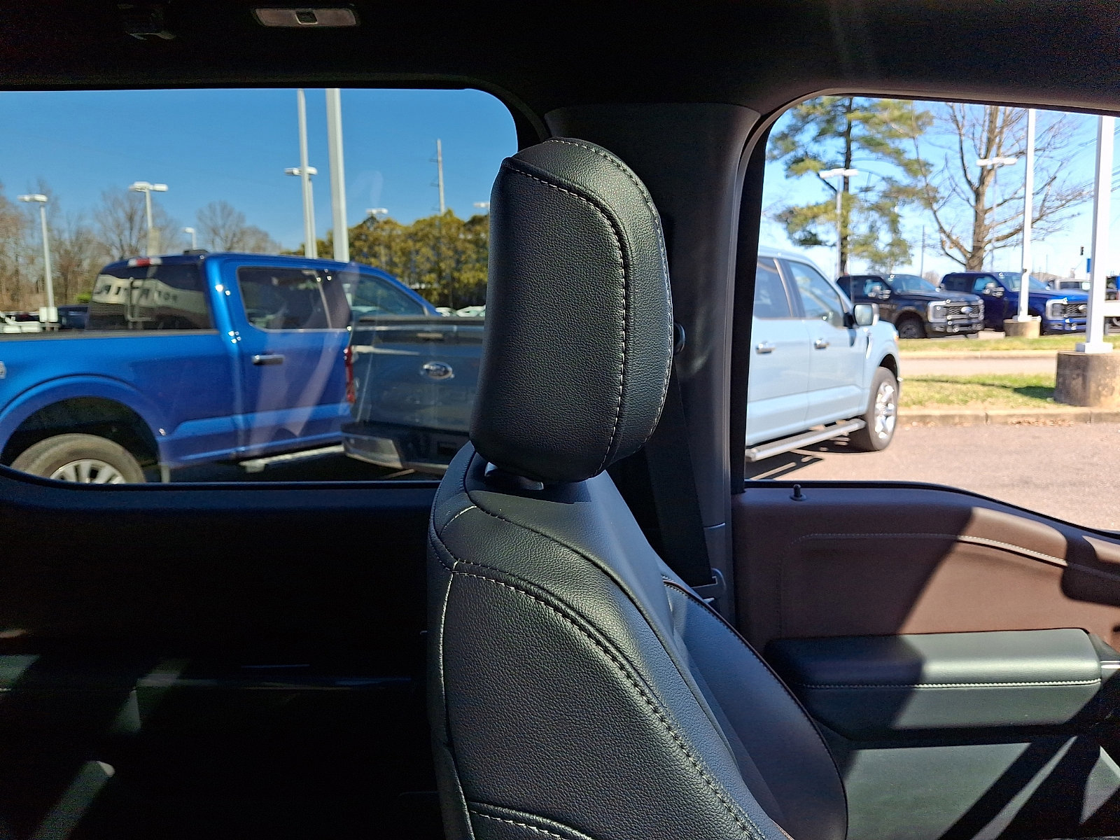 Certified 2023 Ford F150 Lariat w/ Equipment Group 502A High image 13