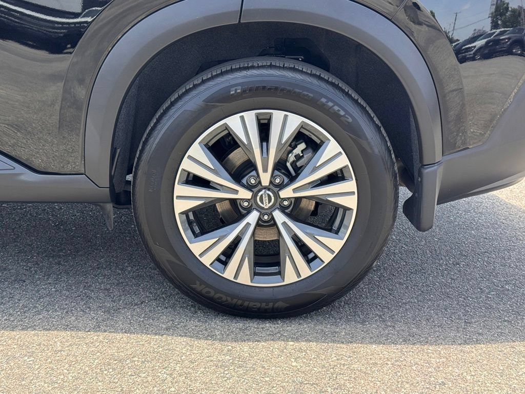 Used 2021 Nissan Rogue SV w/ Premium Package FWD image 15