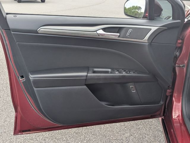 Certified 2019 Ford Fusion SE FWD image 9
