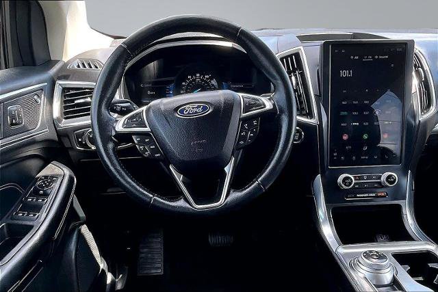 Certified 2023 Ford Edge Titanium AWD/4WD image 5