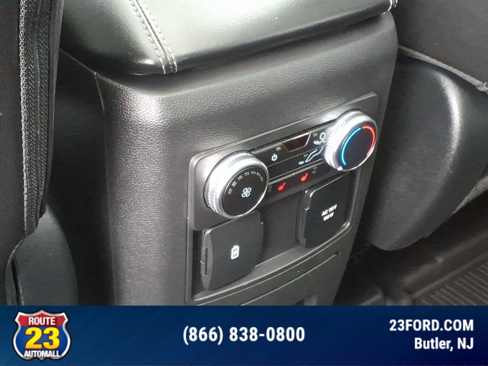 Certified 2023 Ford Explorer Limited w/ Limited Technology Package AWD/4WD image 26