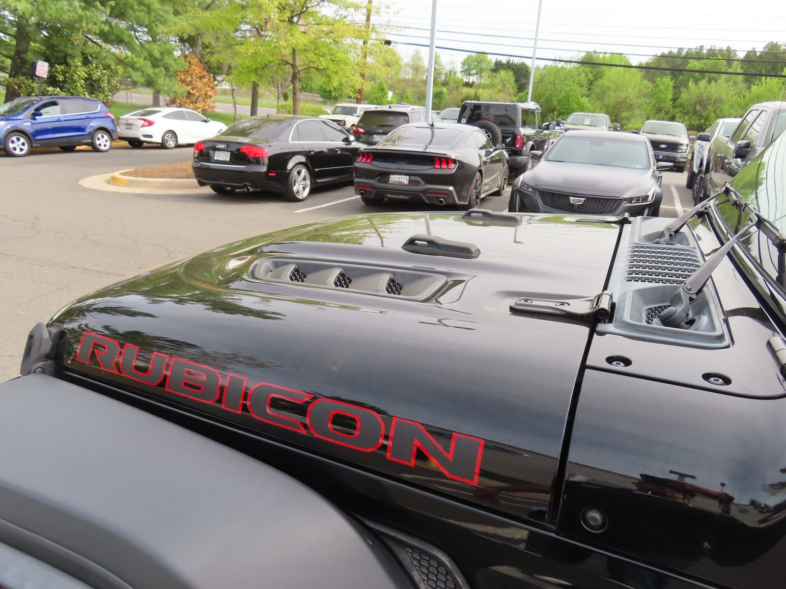 Used 2022 Jeep Wrangler Unlimited Rubicon w/ Xtreme Recon 35" Tire Package image 10