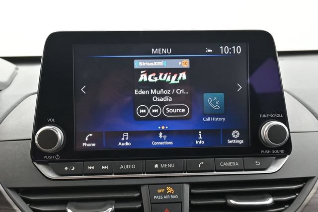 Used 2025 Nissan Altima 2.5 SV FWD image 21