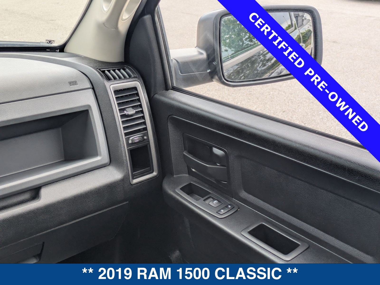 Used 2019 RAM 1500 Express AWD/4WD image 17