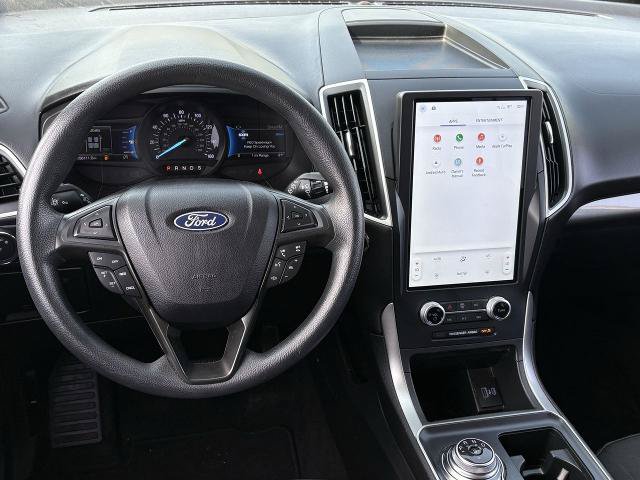 Certified 2022 Ford Edge SE w/ Black Appearance Package AWD/4WD image 13