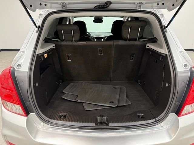 Used 2020 Chevrolet Trax LS w/ Tint and Cruise Package image 31