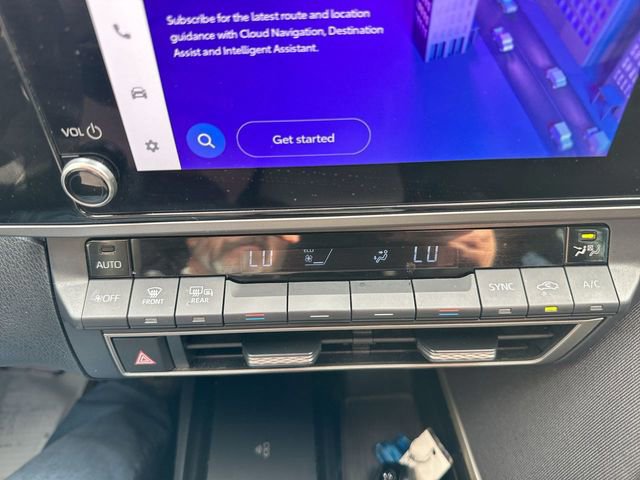 Used 2025 Toyota Camry LE image 20