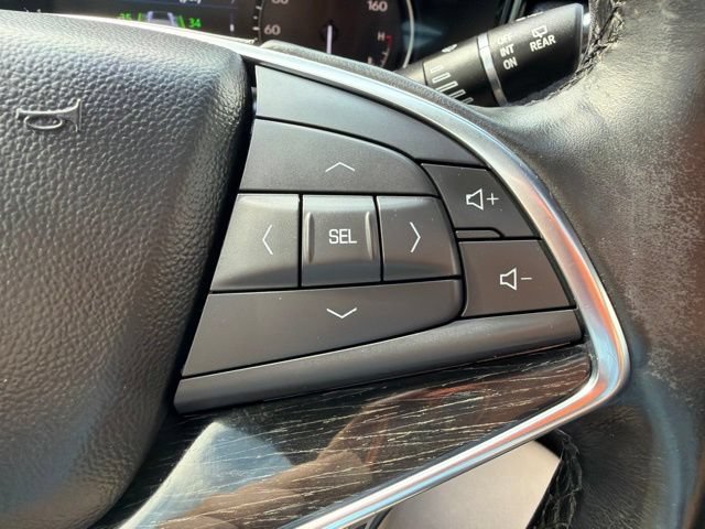 Used 2020 Cadillac XT5 Premium Luxury w/ LPO, Floor Liner Package AWD/4WD image 13