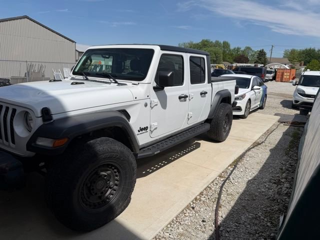 Used 2021 Jeep Gladiator Sport w/ Trailer Tow Package AWD/4WD image 3