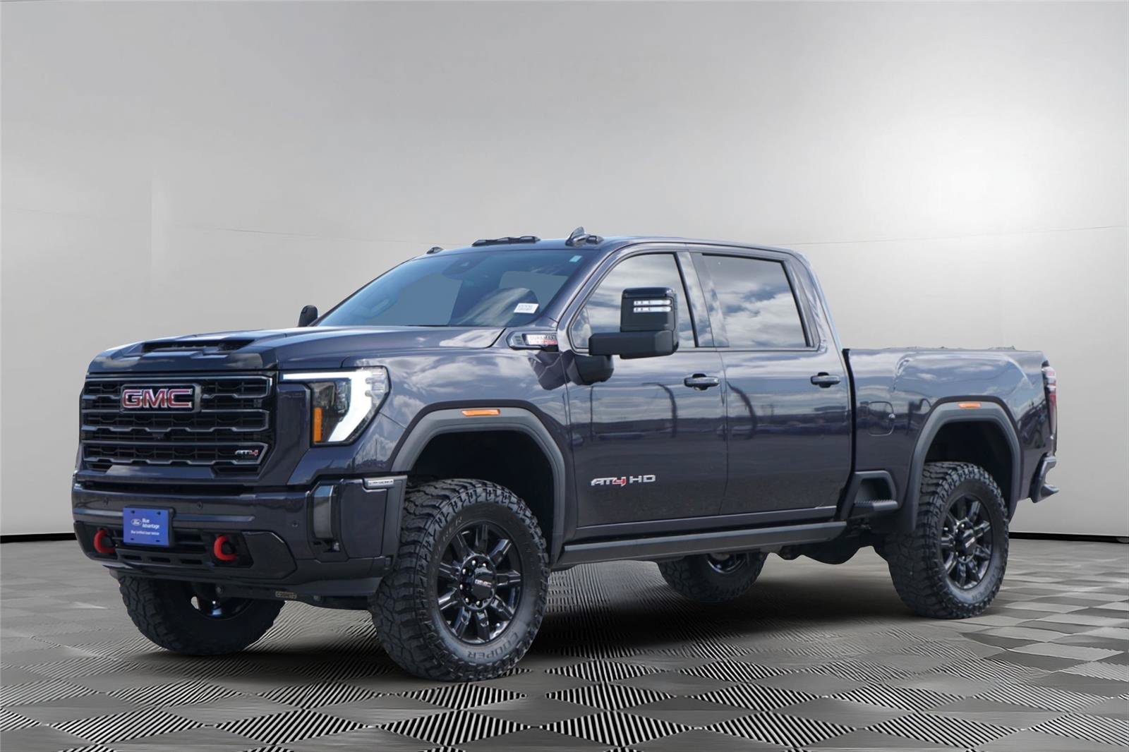 Used 2024 GMC Sierra 2500 AT4 w/ AT4 Premium Plus Package AWD/4WD image 8