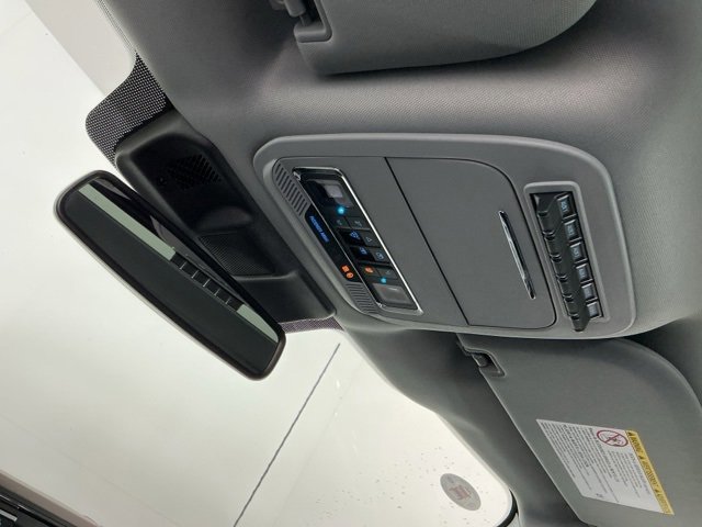 Certified 2025 Ford F350 Lariat w/ Black Appearance Package image 25