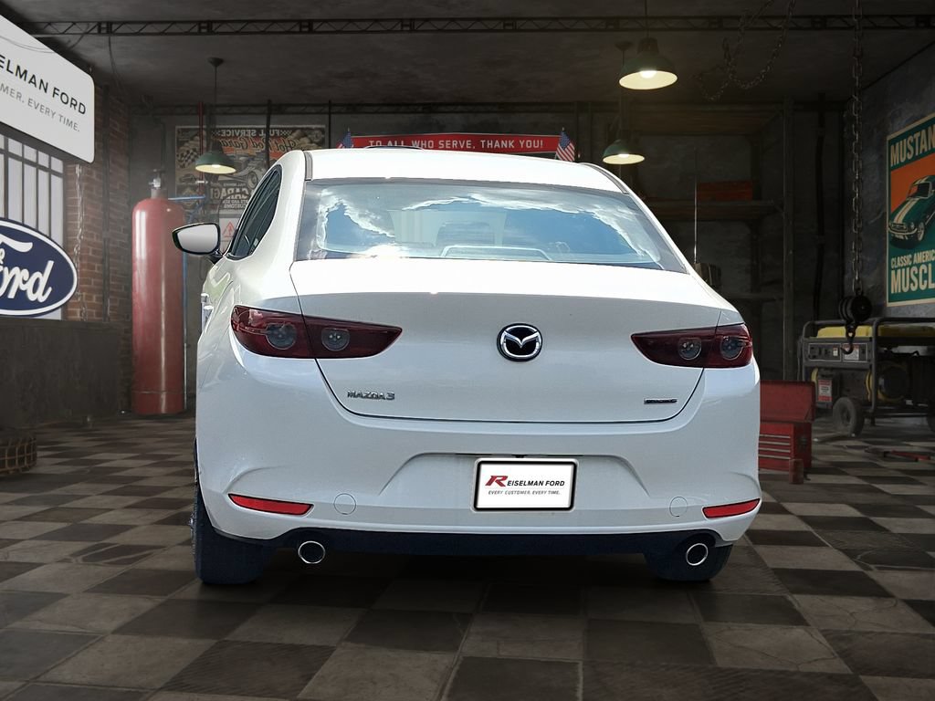 Used 2021 MAZDA MAZDA3 s FWD image 5