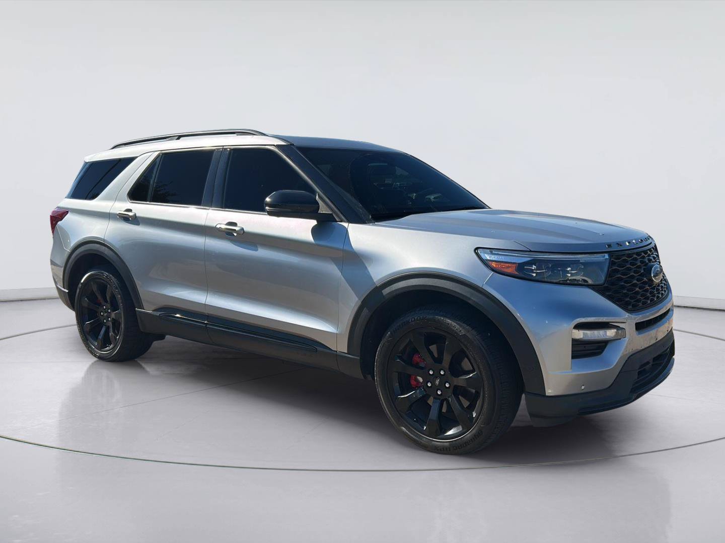 Certified 2021 Ford Explorer ST w/ Equipment Group 401A AWD/4WD image 3