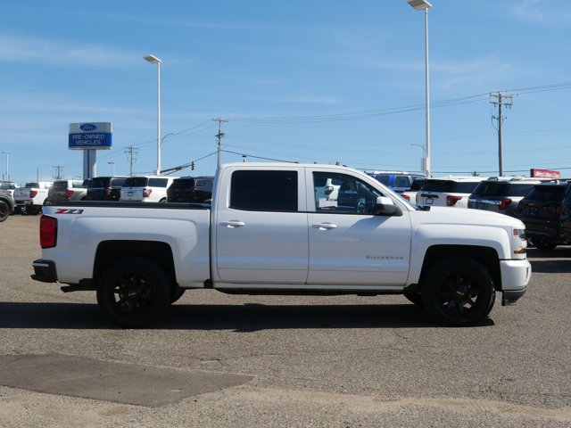 Used 2018 Chevrolet Silverado 1500 LT w/ All Star Edition AWD/4WD image 2