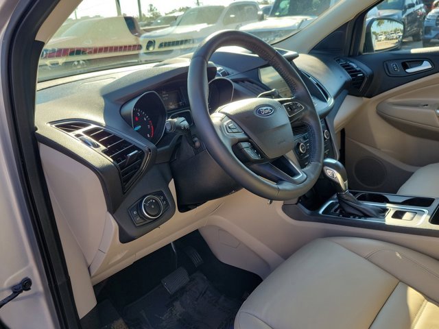 Certified 2018 Ford Escape SEL w/ Ford Safe & Smart Package image 17