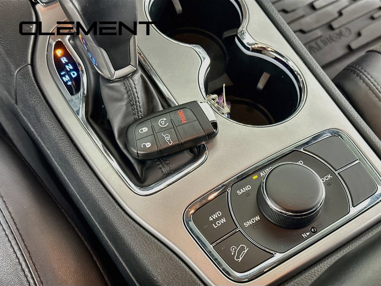 Used 2020 Jeep Grand Cherokee Altitude AWD/4WD image 24