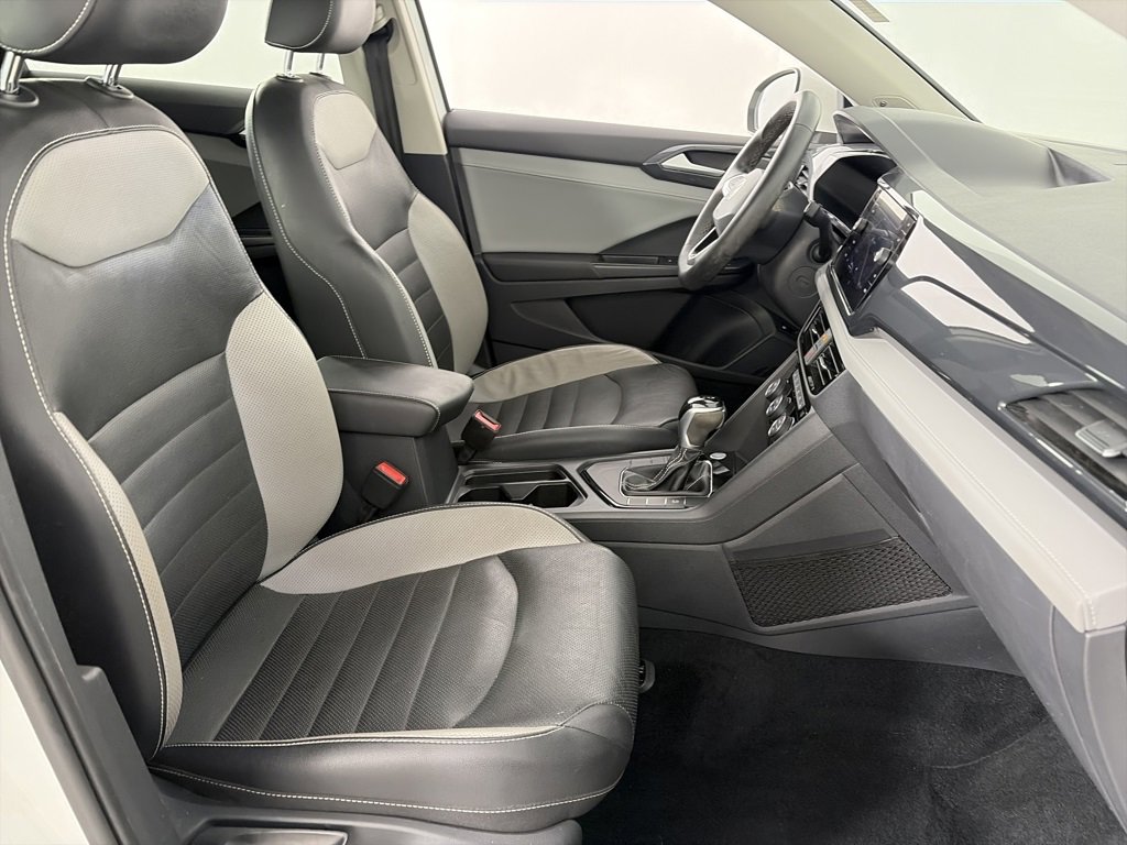 Used 2022 Volkswagen Taos SEL w/ Panoramic Sunroof Package image 31