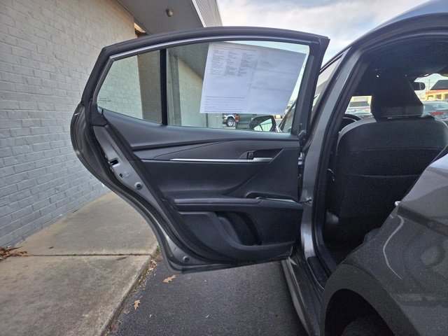 Used 2025 Toyota Camry SE image 24