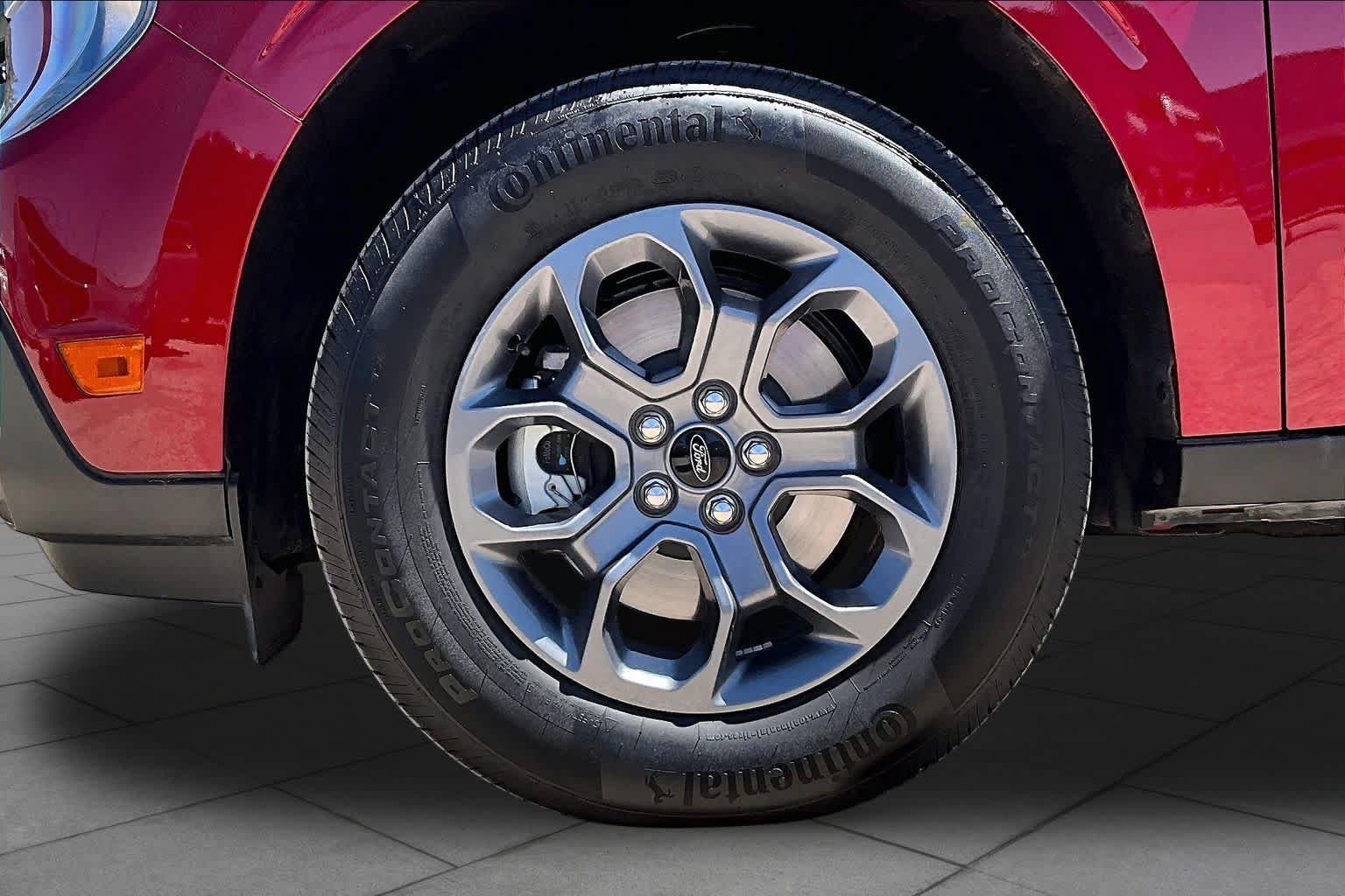 Certified 2025 Ford Maverick XLT w/ XLT Luxury Package FWD image 9