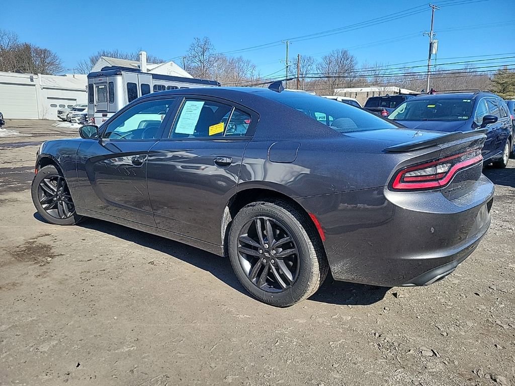 Used 2019 Dodge Charger SXT w/ Blacktop Package image 5
