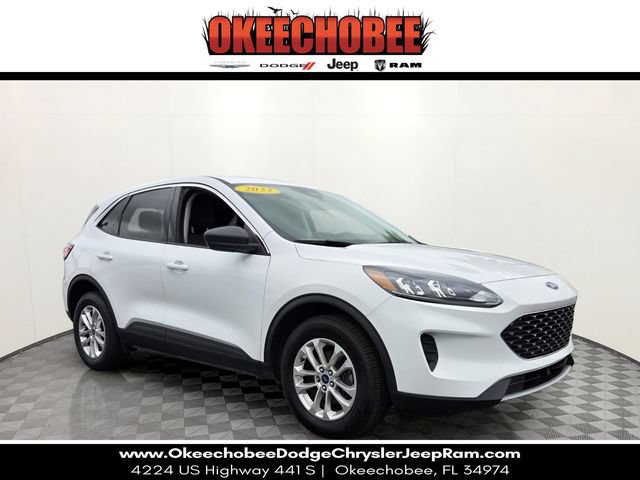 Certified 2022 Ford Escape SE AWD/4WD image 2