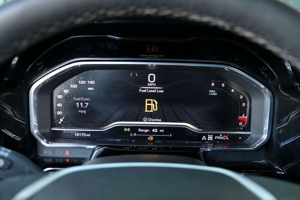 Used 2024 GMC Sierra 1500 Elevation image 15