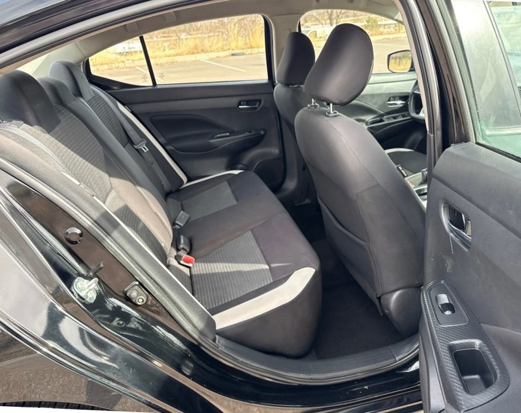 Used 2021 Nissan Versa SV image 24