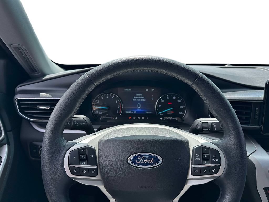 Certified 2024 Ford Explorer XLT w/ Equipment Group 202A AWD/4WD image 18