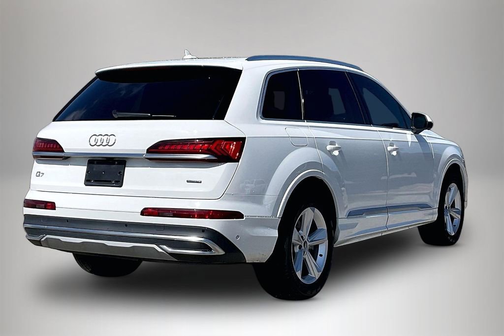Used 2022 Audi Q7 3.0T Premium AWD/4WD image 5