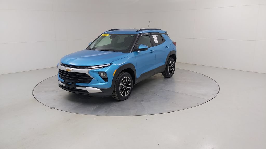 Used 2025 Chevrolet TrailBlazer LT w/ Convenience Package AWD/4WD image 20