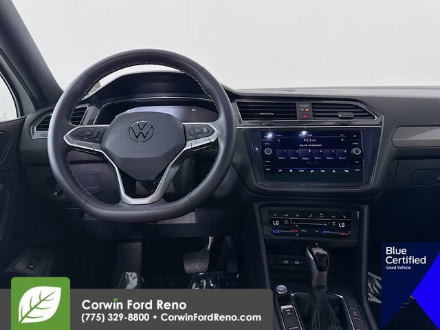 Used 2024 Volkswagen Tiguan SE AWD/4WD image 25