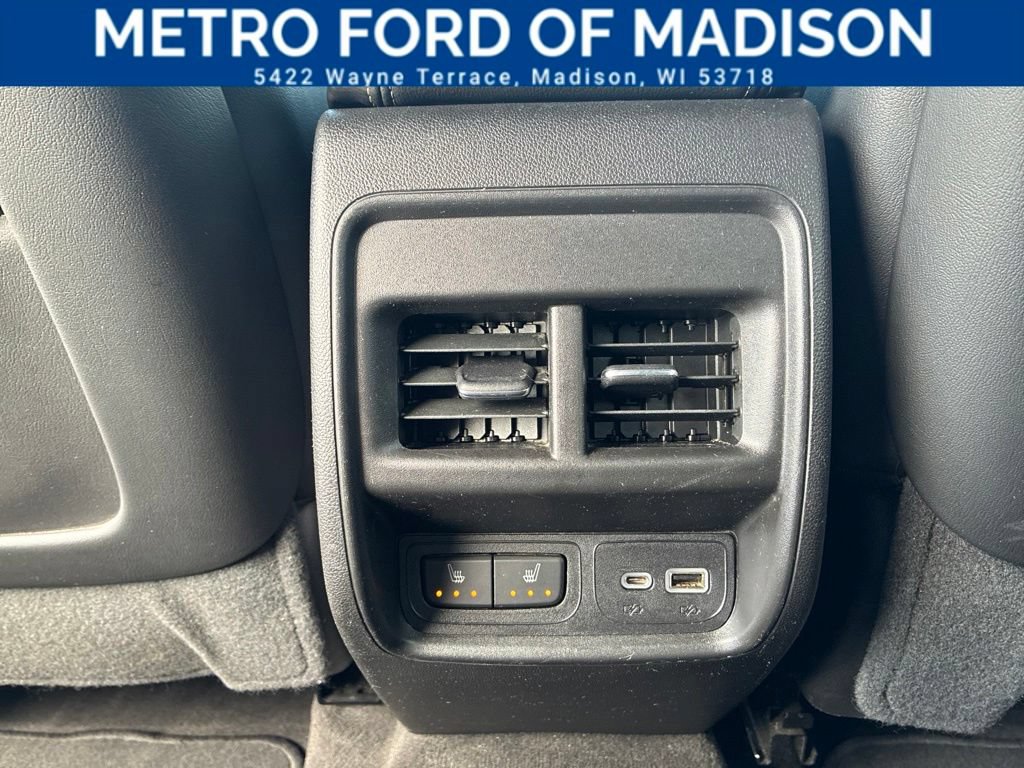 Used 2023 Cadillac XT4 Premium Luxury FWD image 14