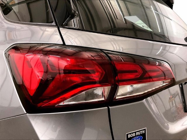 Used 2023 Chevrolet Equinox LS FWD image 28
