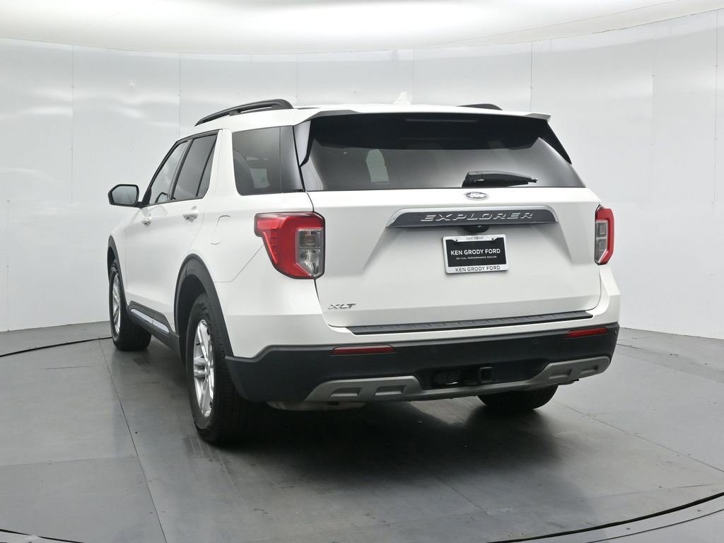 Certified 2021 Ford Explorer XLT image 17