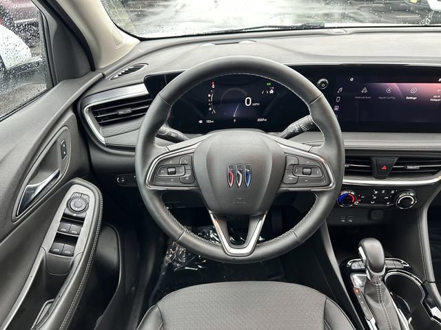 Used 2024 Buick Encore GX Preferred w/ Comfort Package FWD image 15
