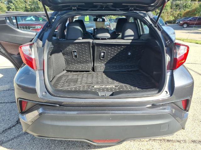Used 2019 Toyota C-HR Limited FWD image 28