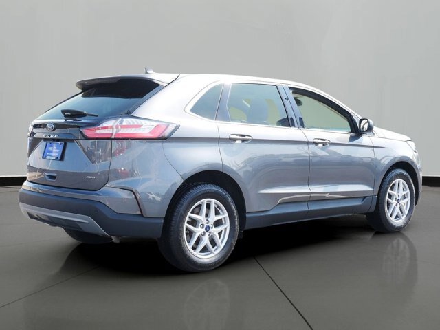 Certified 2022 Ford Edge SEL w/ Convenience Package AWD/4WD image 3