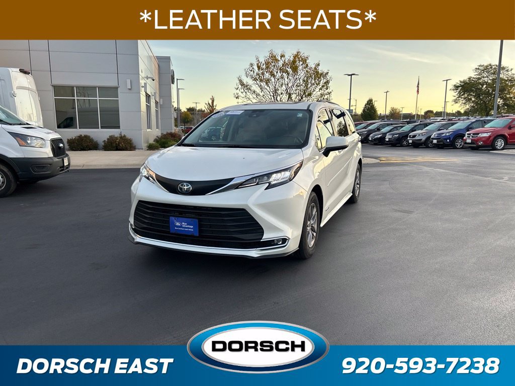 Used 2021 Toyota Sienna XLE AWD/4WD image 1