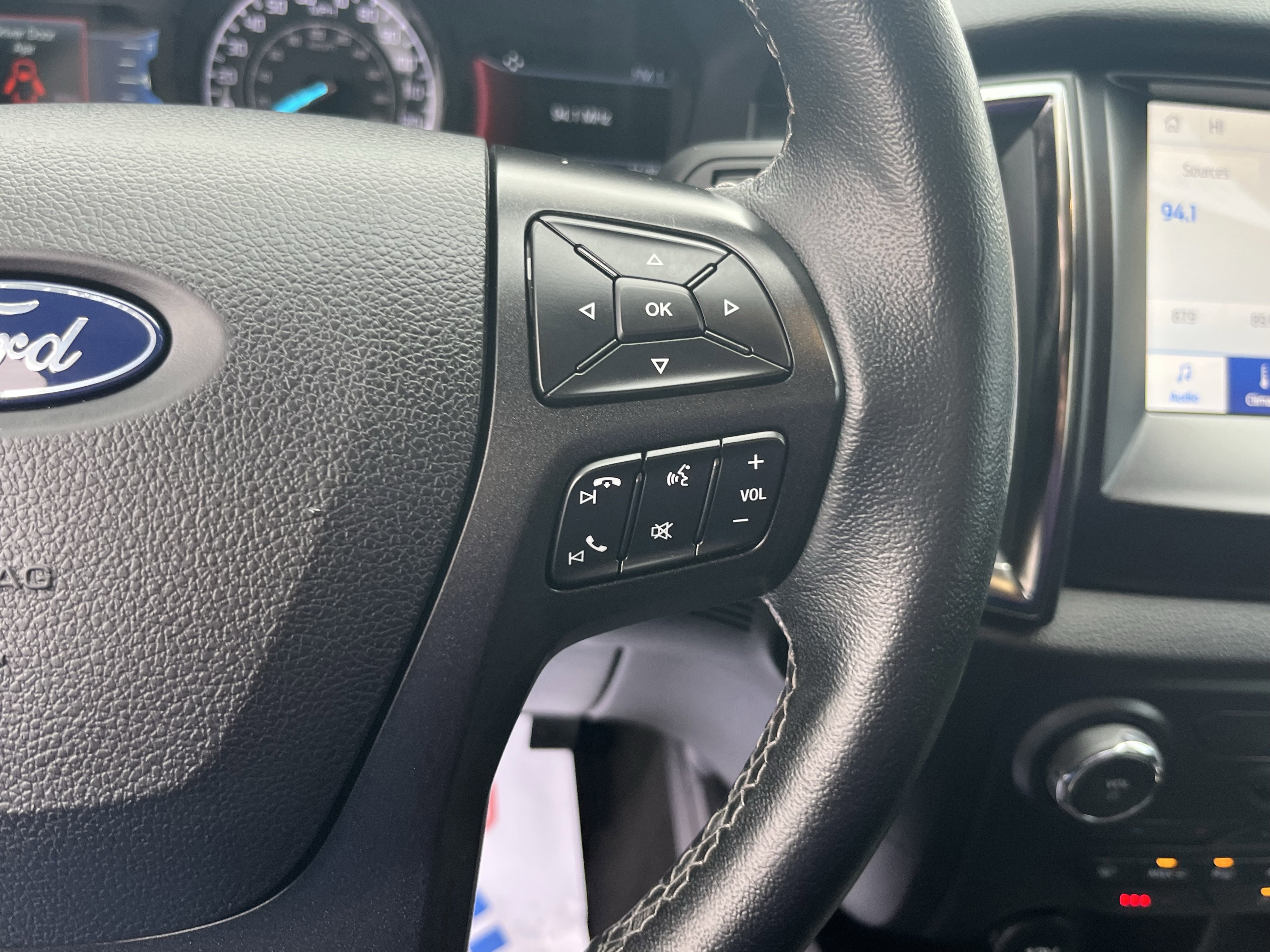 Certified 2023 Ford Ranger Lariat w/ Equipment Group 501A High image 19