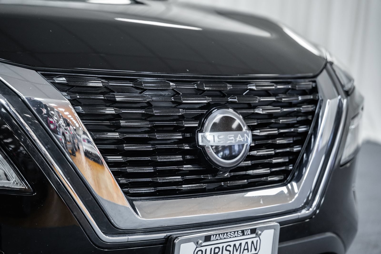 Used 2023 Nissan Rogue SV AWD/4WD image 13