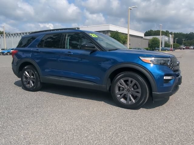 Certified 2023 Ford Explorer XLT w/ Equipment Group 202A AWD/4WD image 2