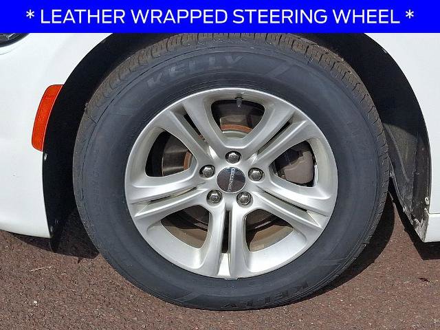 Used 2019 Dodge Charger SXT w/ Leather Interior Group RWD image 8