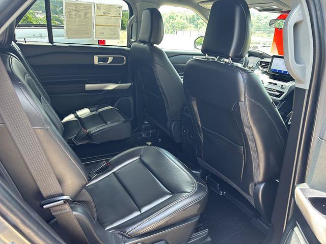 Certified 2023 Ford Explorer XLT w/ Equipment Group 202A AWD/4WD image 19