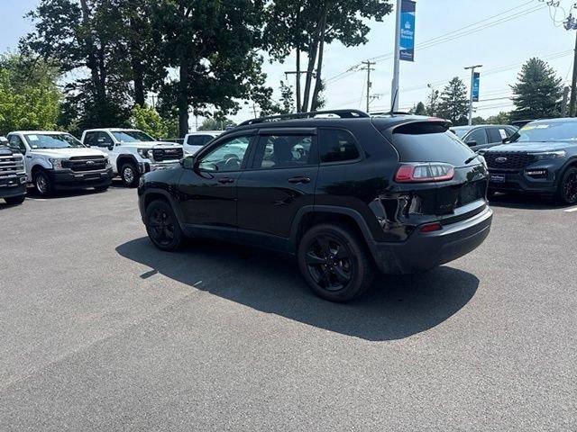 Used 2019 Jeep Cherokee Latitude Plus AWD/4WD image 6
