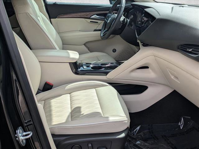Used 2021 Buick Envision Avenir w/ Technology Package II FWD image 19