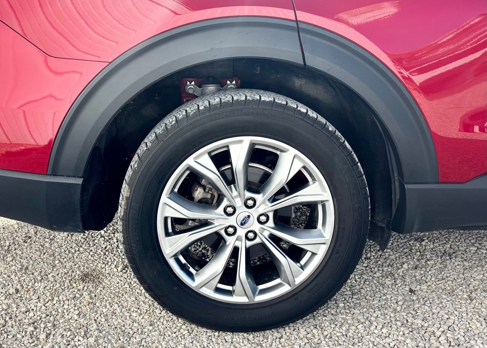 Certified 2021 Ford Explorer XLT w/ Equipment Group 202A image 18